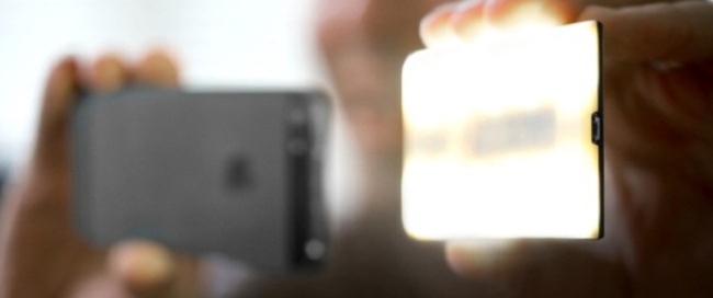 Nova — дополнительная Wi-Fi вспышка для iPhone