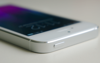 IPhone_5S_power_button-2