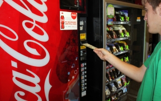 Автоматы Coca-Cola начнут раздавать Wi-Fi